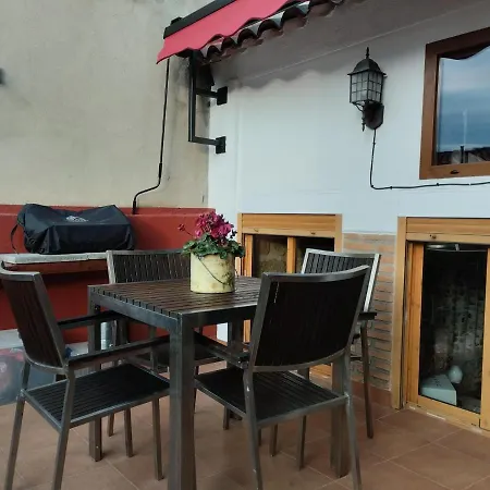 Сasa de vacaciones Les Llúdrigues. Casa Loft Con Encantadora Terraza *