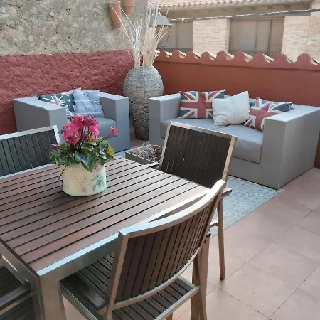 Les Llúdrigues. Casa Loft Con Encantadora Terraza Сasa de vacaciones