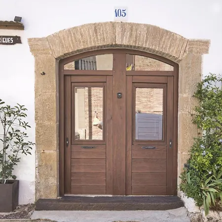 Les Llúdrigues. Casa Loft Con Encantadora Terraza Сasa de vacaciones Arnes