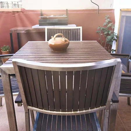 Les Llúdrigues. Casa Loft Con Encantadora Terraza