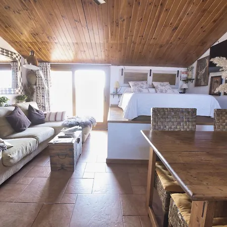 Les Llúdrigues. Casa Loft Con Encantadora Terraza Сasa de vacaciones