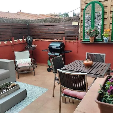 Сasa de vacaciones Les Llúdrigues. Casa Loft Con Encantadora Terraza *